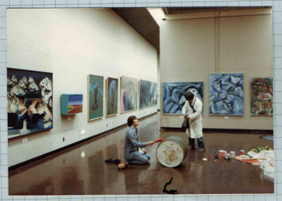 1986年、JAALA展、東京都美術館「レターボックスⅠ」展示会場の風景